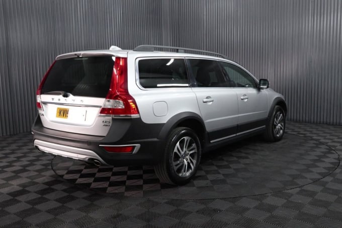 2025 Volvo Xc70