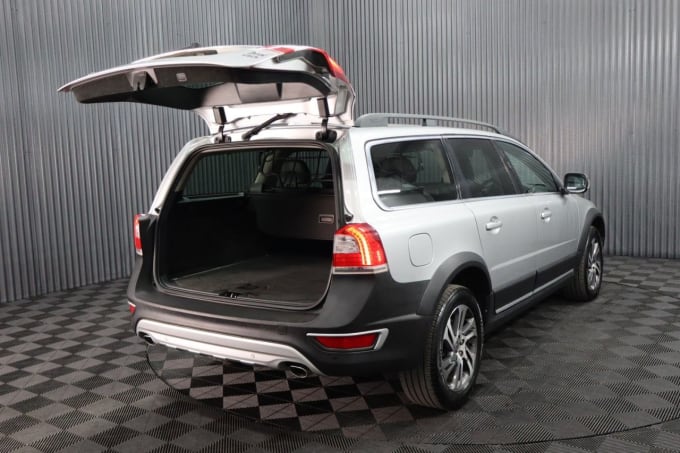 2025 Volvo Xc70