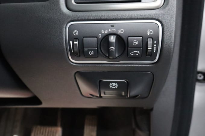 2025 Volvo Xc70
