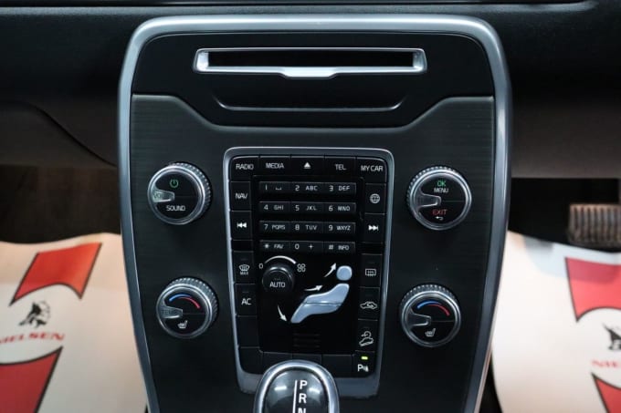 2025 Volvo Xc70