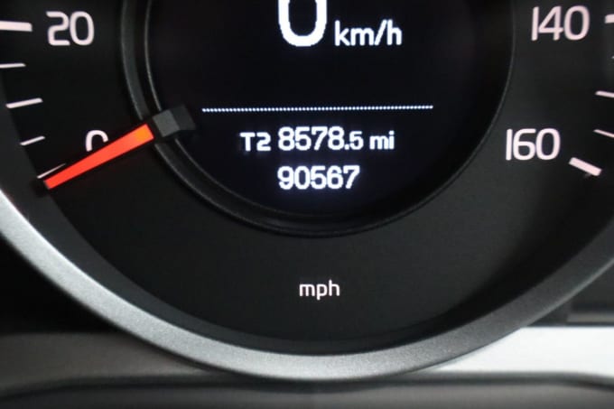 2025 Volvo Xc70