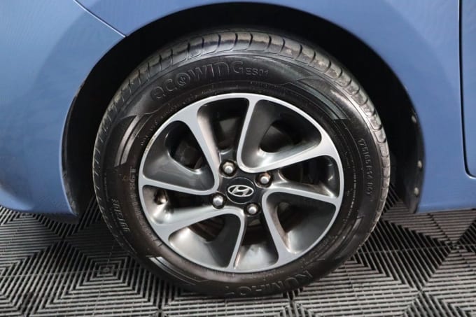 2025 Hyundai I10