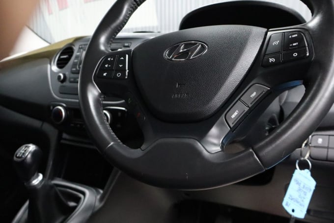 2025 Hyundai I10