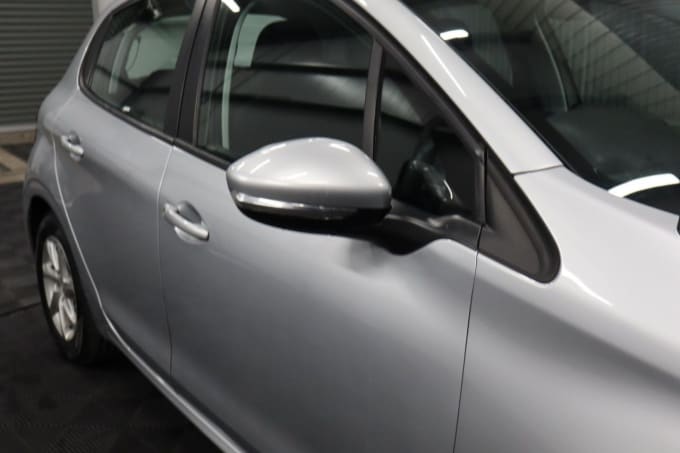 2025 Peugeot 208