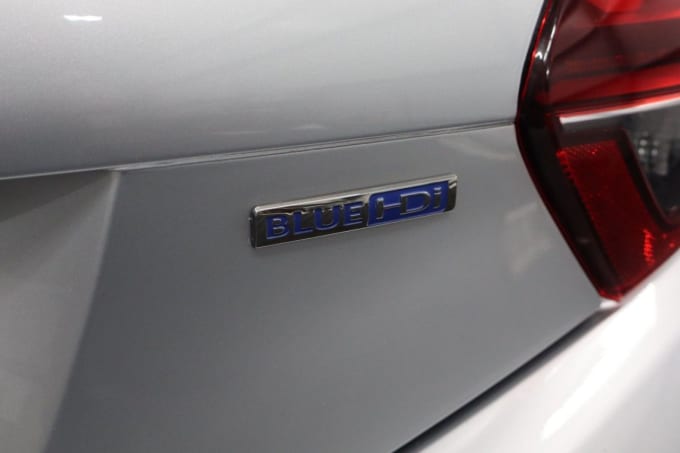 2025 Peugeot 208