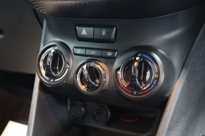 2025 Peugeot 208