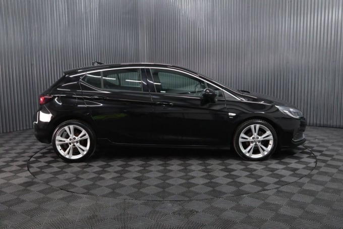 2025 Vauxhall Astra