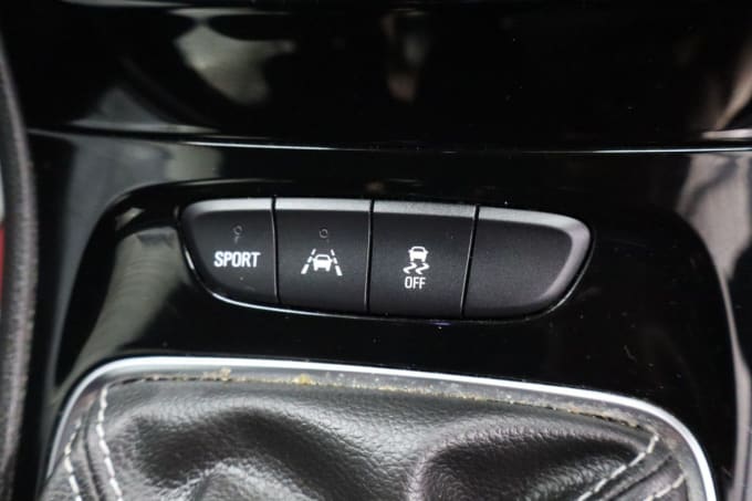 2025 Vauxhall Astra