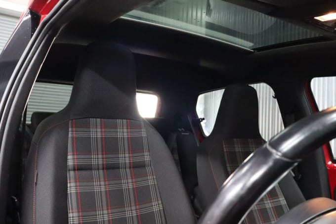 2025 Volkswagen Up!