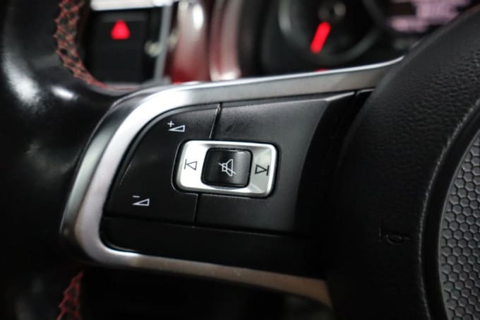 2025 Volkswagen Up!
