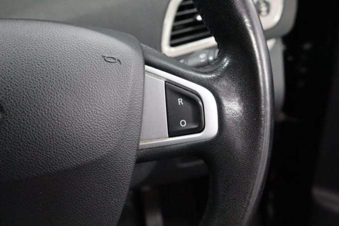 2013 Renault Scenic Xmod