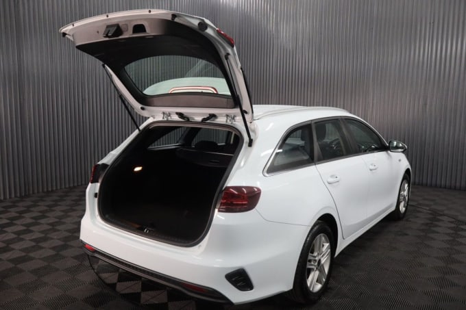 2025 Kia Ceed