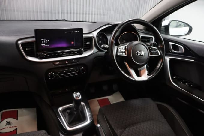 2025 Kia Ceed