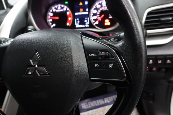 2025 Mitsubishi Eclipse Cross