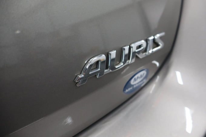 2025 Toyota Auris