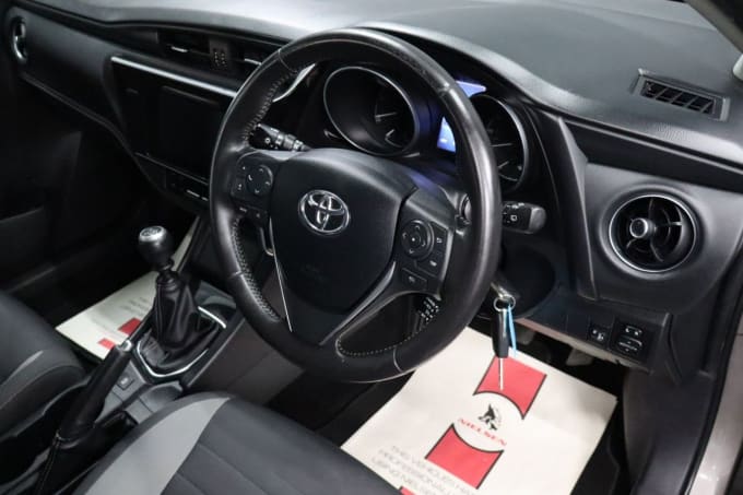 2025 Toyota Auris