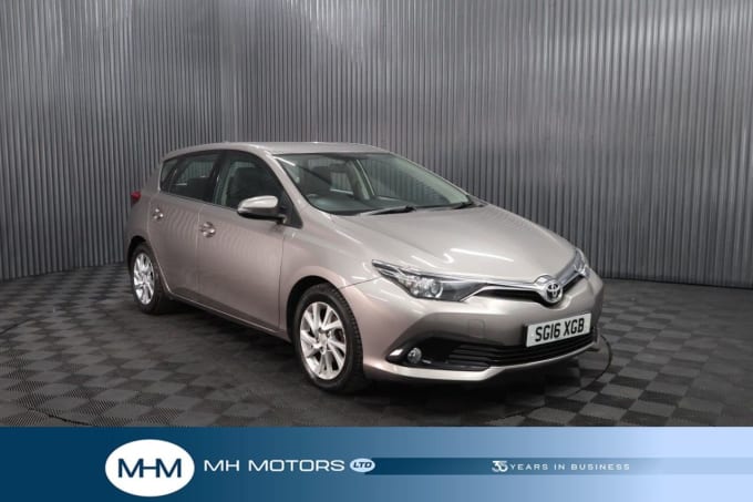 2025 Toyota Auris
