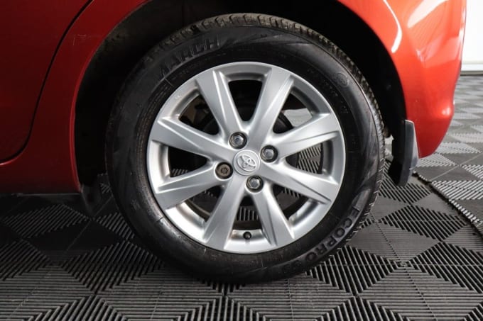 2025 Toyota Yaris