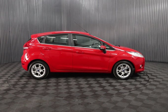 2025 Ford Fiesta