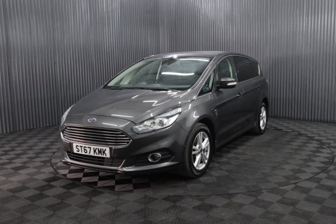 2025 Ford S-max