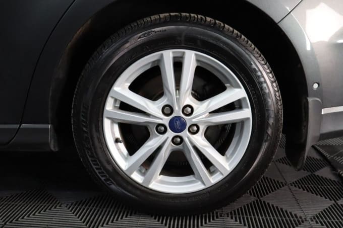 2025 Ford S-max