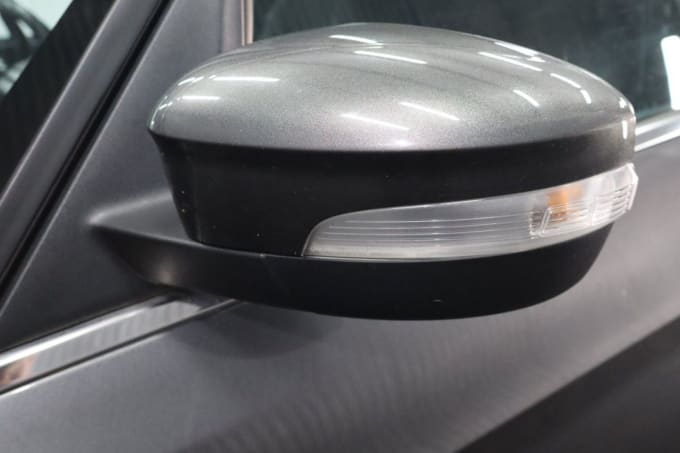 2025 Ford S-max