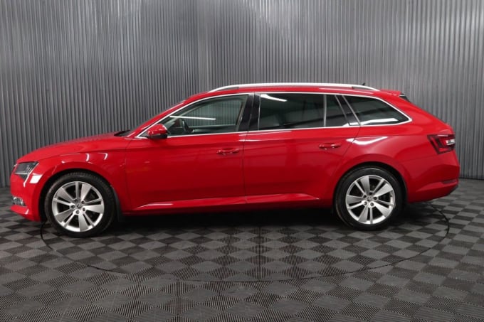 2025 Skoda Superb
