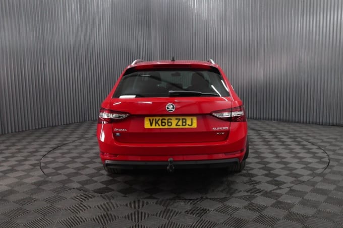 2025 Skoda Superb