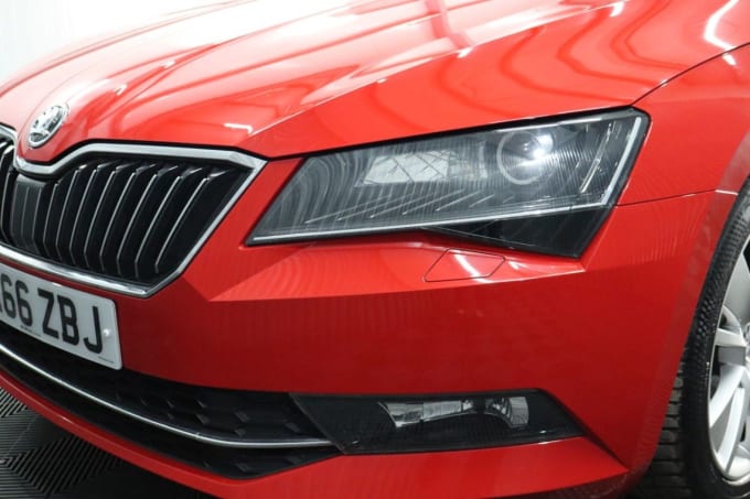2025 Skoda Superb