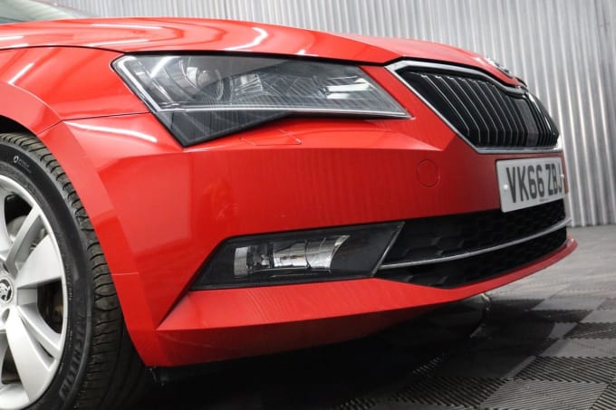 2025 Skoda Superb