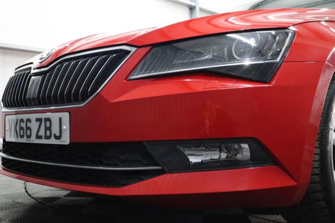 2025 Skoda Superb