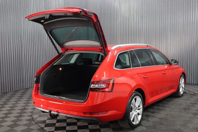 2025 Skoda Superb