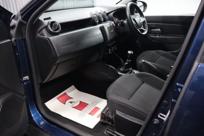 2025 Dacia Duster