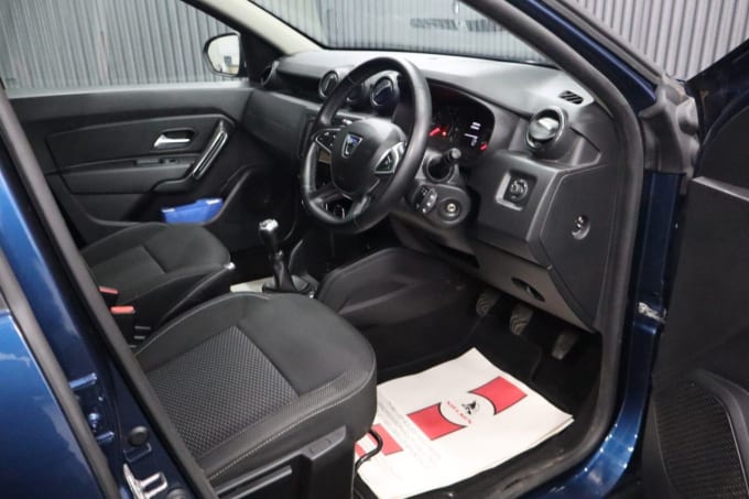 2025 Dacia Duster