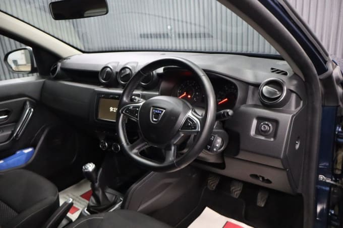 2025 Dacia Duster