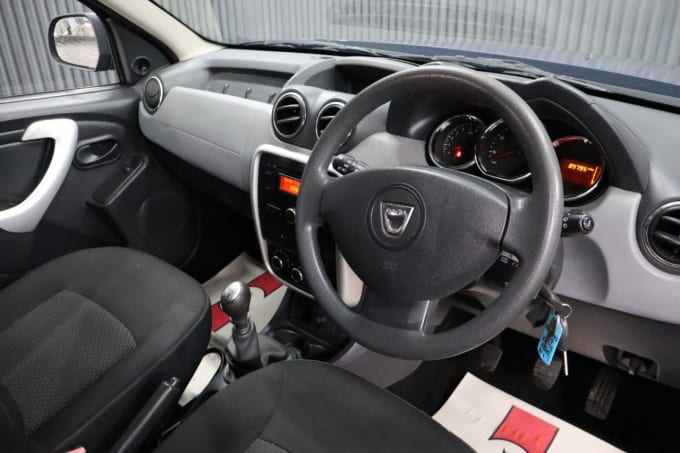 2025 Dacia Duster