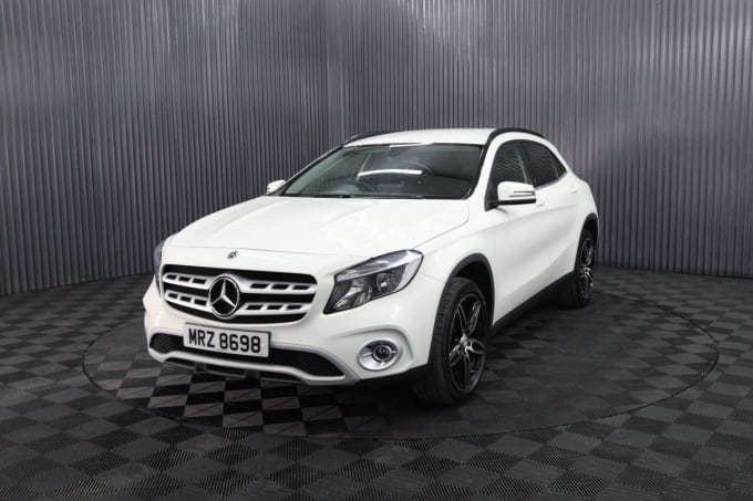 2025 Mercedes-benz Gla