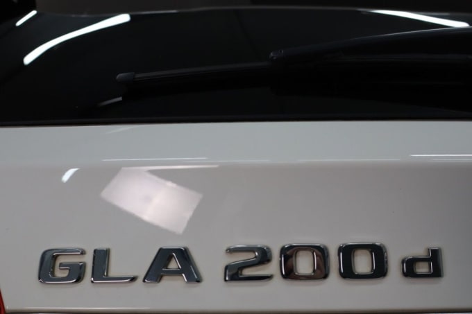 2025 Mercedes-benz Gla