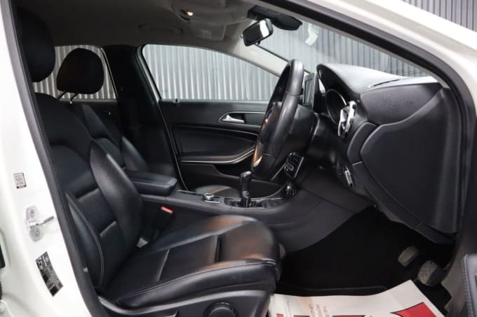 2025 Mercedes-benz Gla