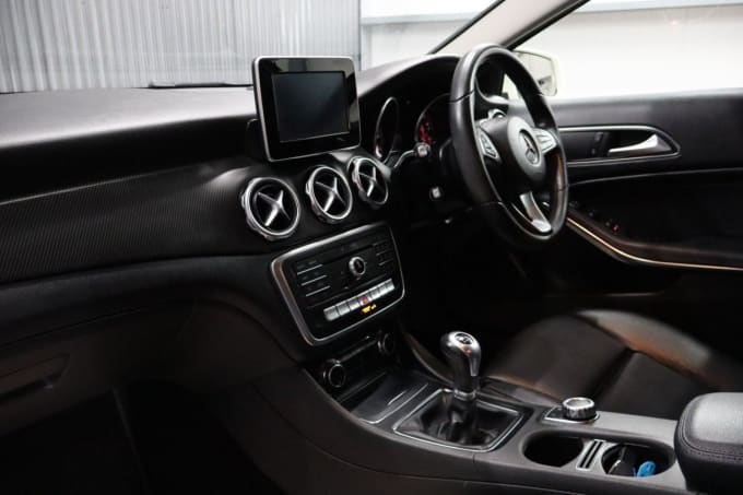 2025 Mercedes-benz Gla