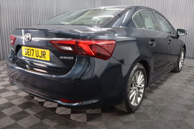 2025 Toyota Avensis