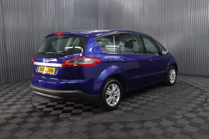 2025 Ford S-max