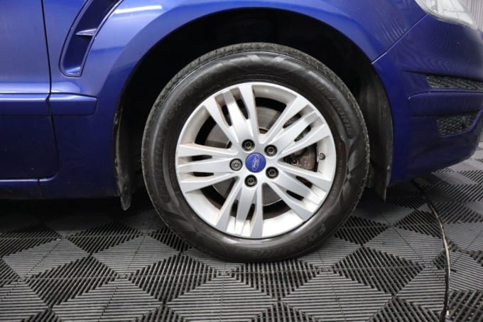2025 Ford S-max