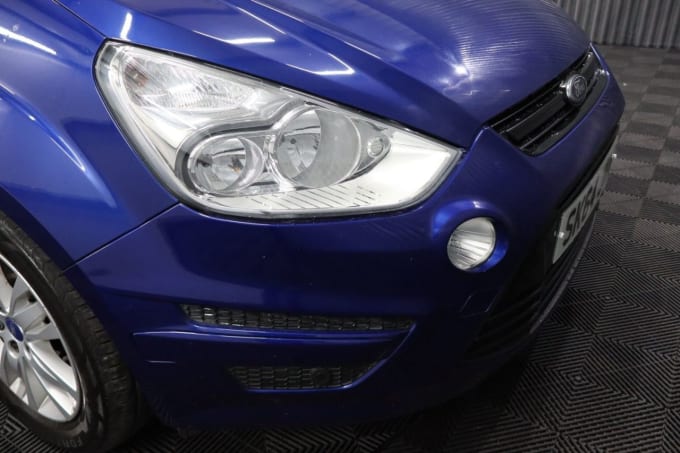 2025 Ford S-max