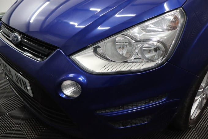 2025 Ford S-max