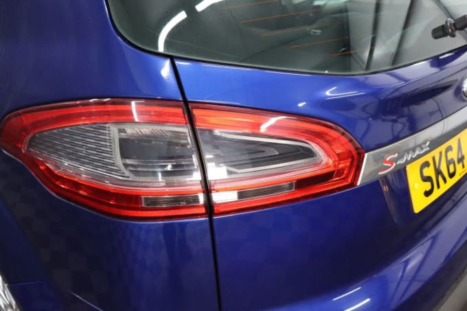 2025 Ford S-max