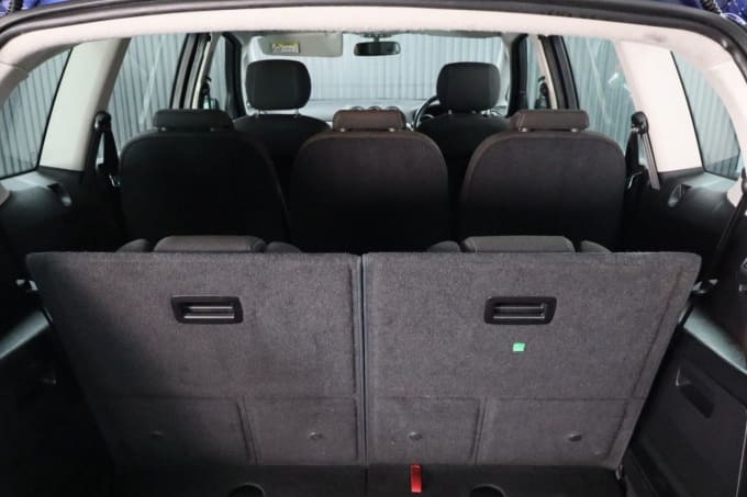 2025 Ford S-max