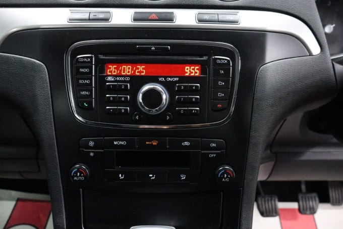 2025 Ford S-max