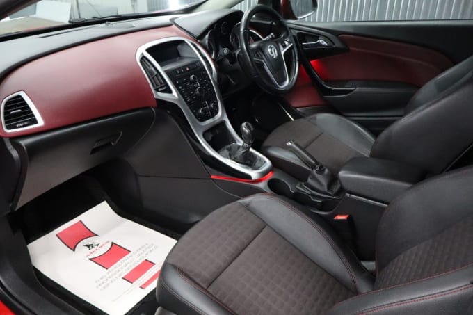 2025 Vauxhall Astra Gtc