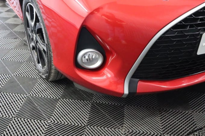 2025 Toyota Yaris